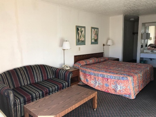 Flagship Inn image 13
