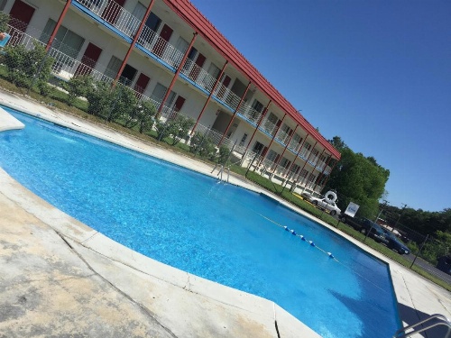 Flagship Inn image 15