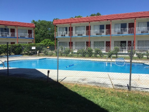 Flagship Inn image 16